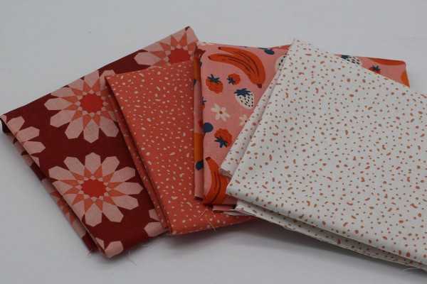 Fat Quarter Set More Pie Dana Willard Coral