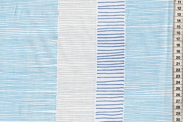 Breeze by Brigitte Heitland Fire Lines white blue