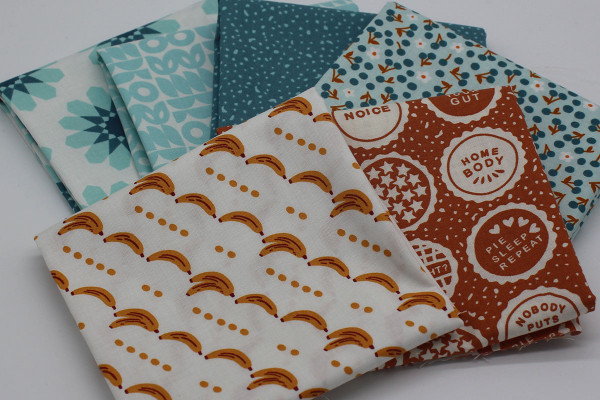 Fat Quarter Set More Pie Dana Willard Sky