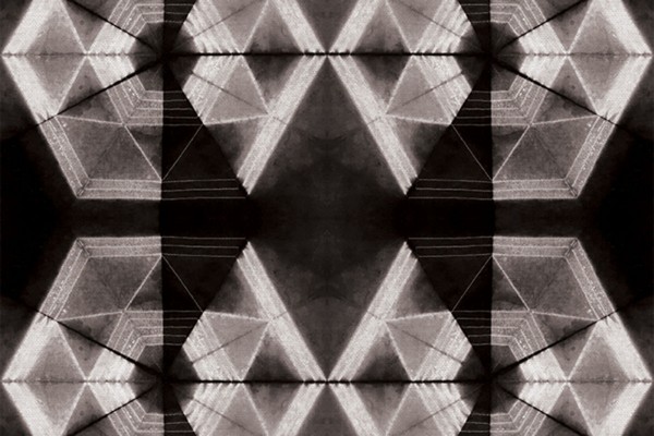 Shirbori Dye black by Kim Eichler-Messmer