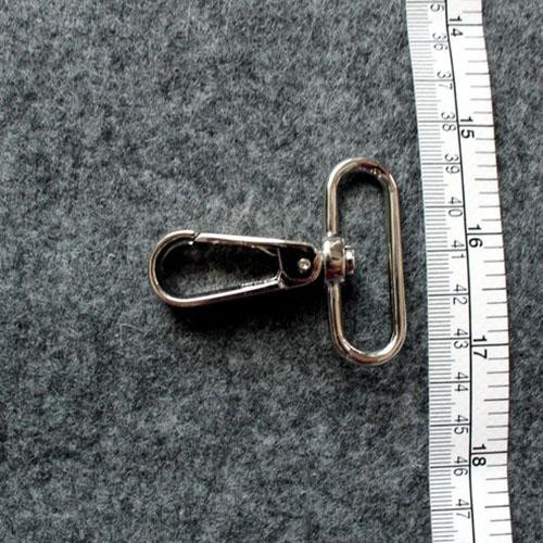 Karabiner mit Steg 4cm