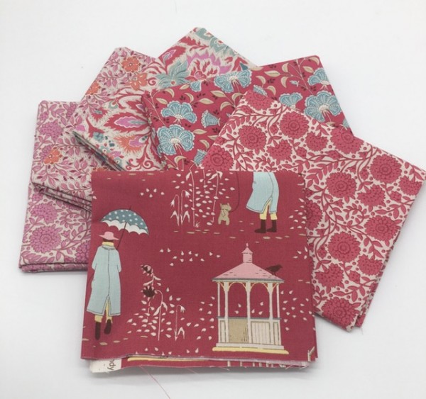 Fatquarter Set Tilda WIndy Days dusty red