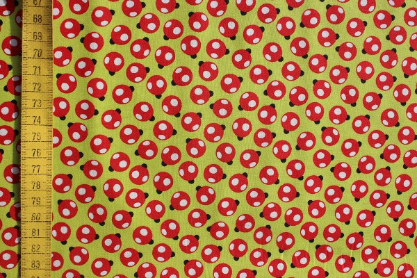 Baumwolldruck Oops a daisy Ladybug green