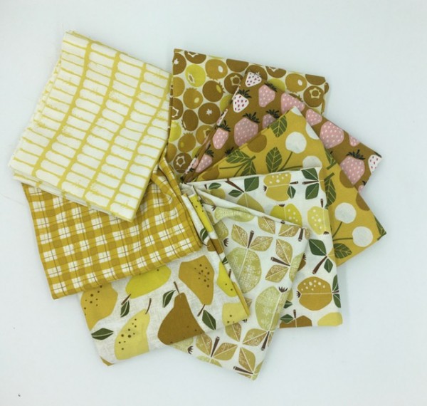 Fat Quarter Set Under the Appletree yellow Loes van Oosten